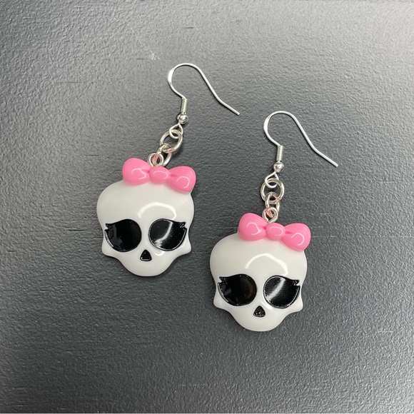 Set of 4 - Black White and Pink Acrylic and Enamel Earrings - Picture 4 of 5